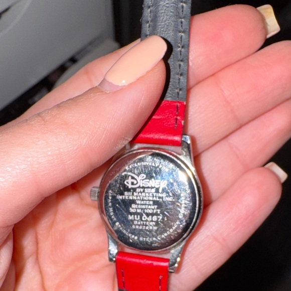 Mickey mouse watch vintage 90’s gold face. - Picture 3 of 3